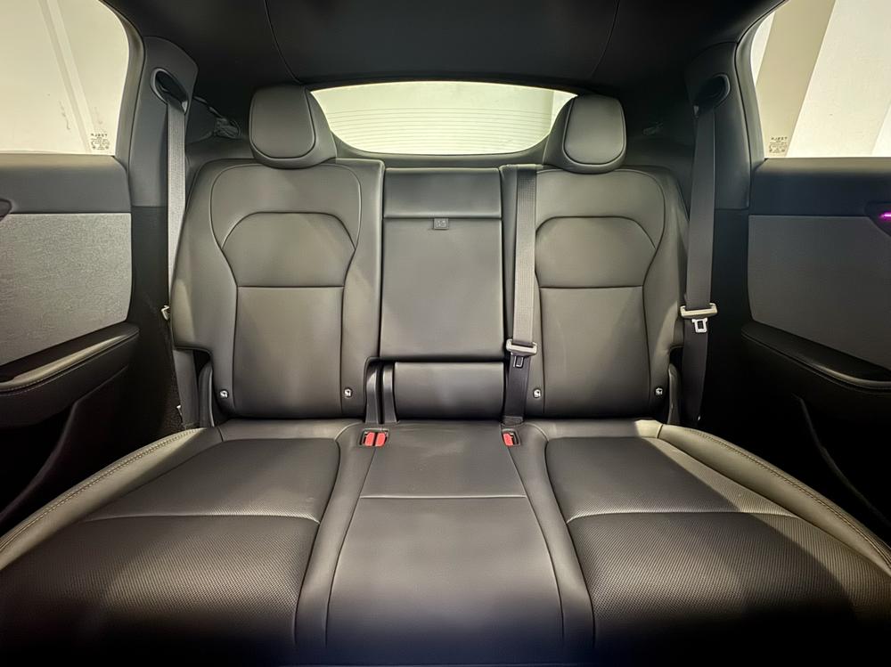 Tesla Model Y 2026 #16 Tesla Model Y 2026 car image #16