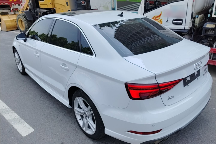 Audi A3 2020 car image #7