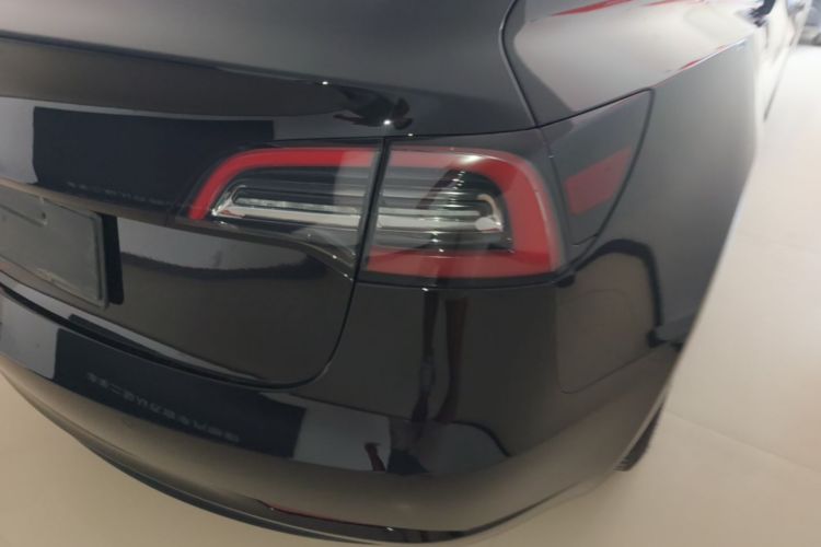 Tesla Model 3 2022 car image #8