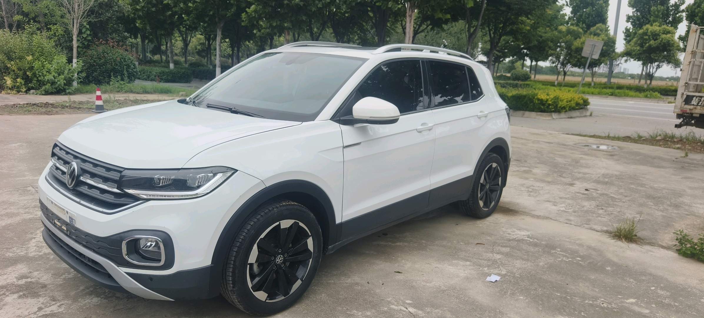 Volkswagen Tacqua 2022 Volkswagen Tacqua 2022 car image