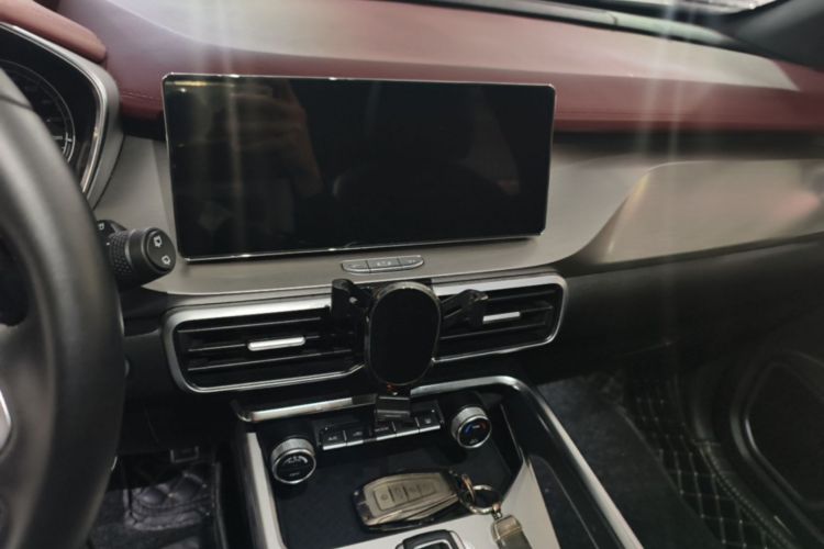 GEELY Coolray 2020 car image #13