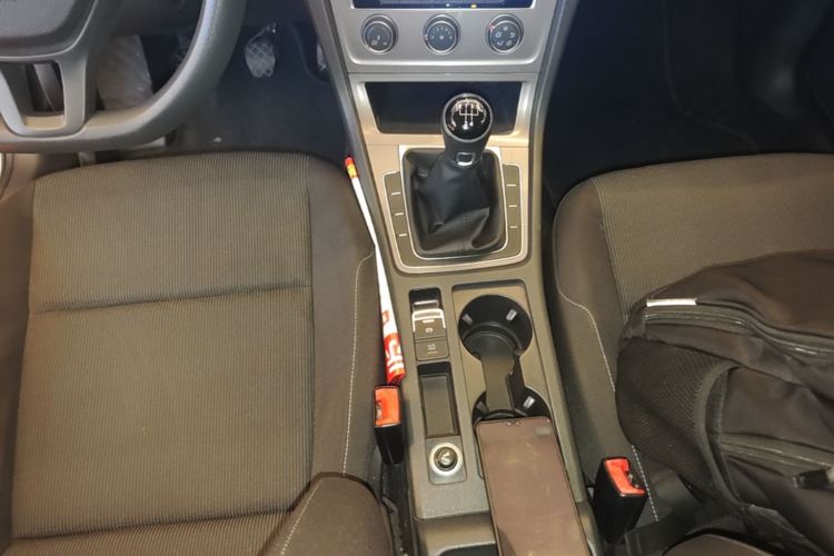 Volkswagen Golf 2017 #18 Volkswagen Golf 2017 car image #18