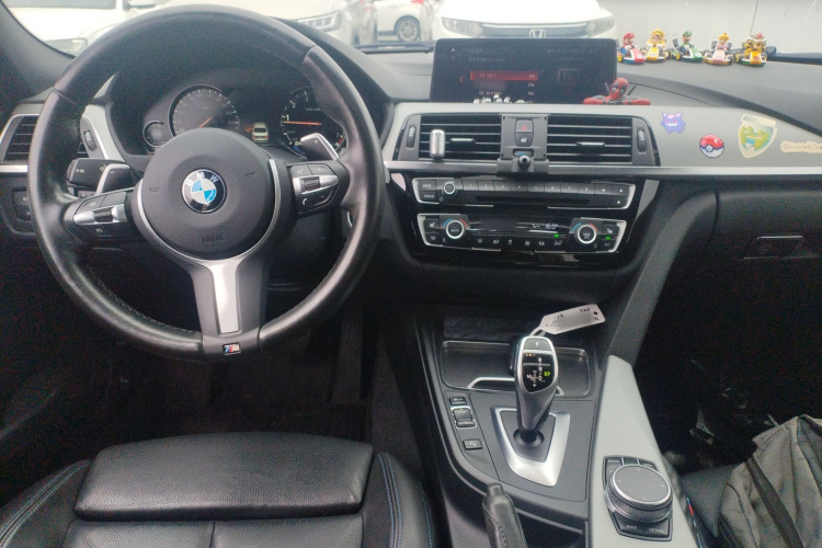 BMW 3 Series 2018 #10 BMW 3 Series 2018 immagine di auto #10