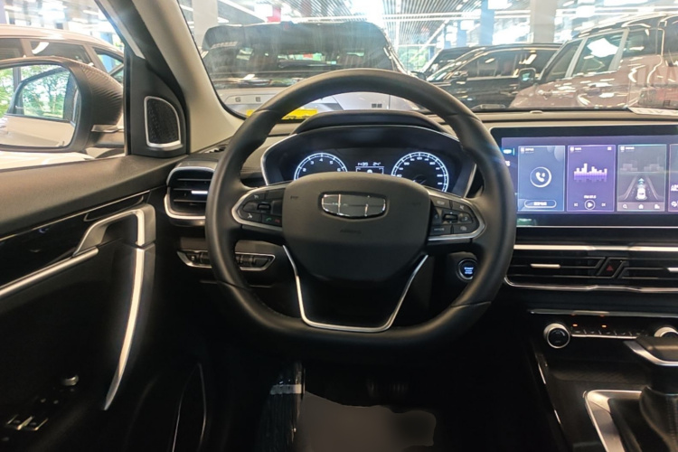 GEELY Coolray 2025 #11 GEELY Coolray 2025 immagine di auto #11