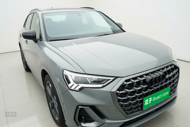 Audi Q3 2024 car image #4