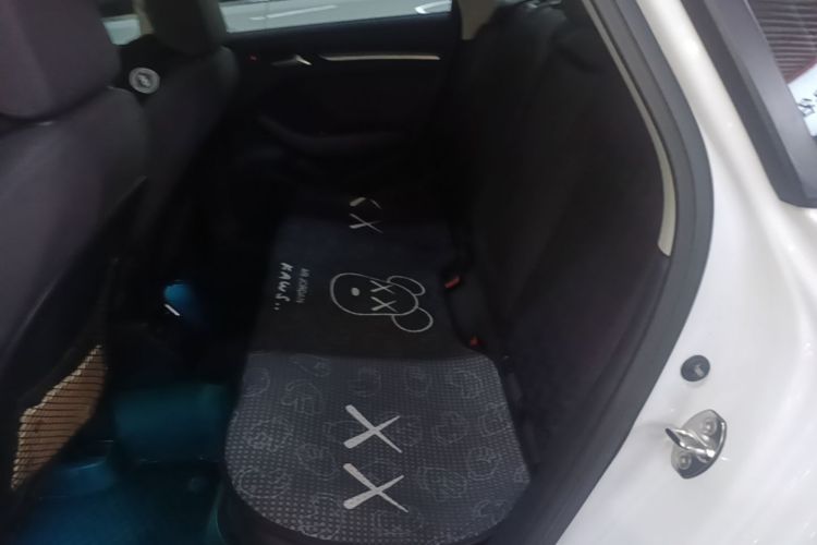 Audi A3 2017 car image #17