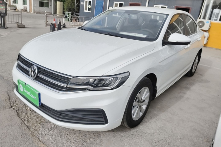 Volkswagen Bora 2020 car image #2