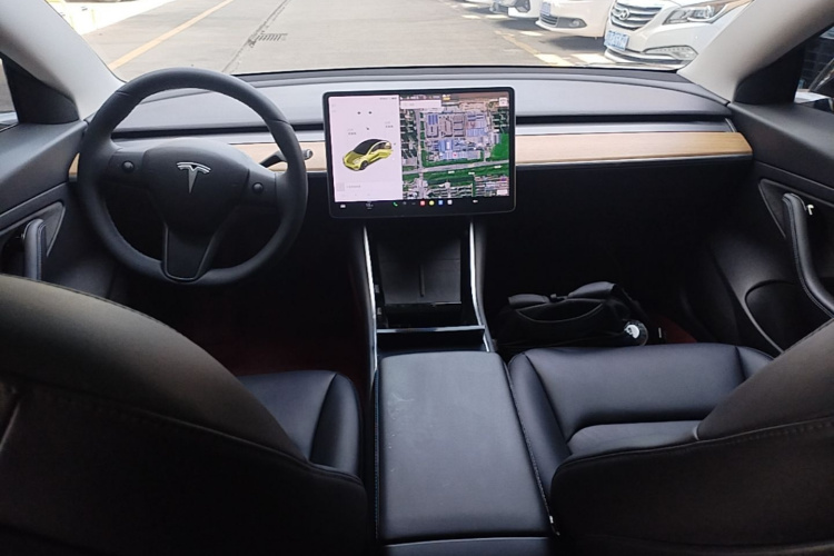Tesla Model 3 2020 #10 Tesla Model 3 2020 car image #10