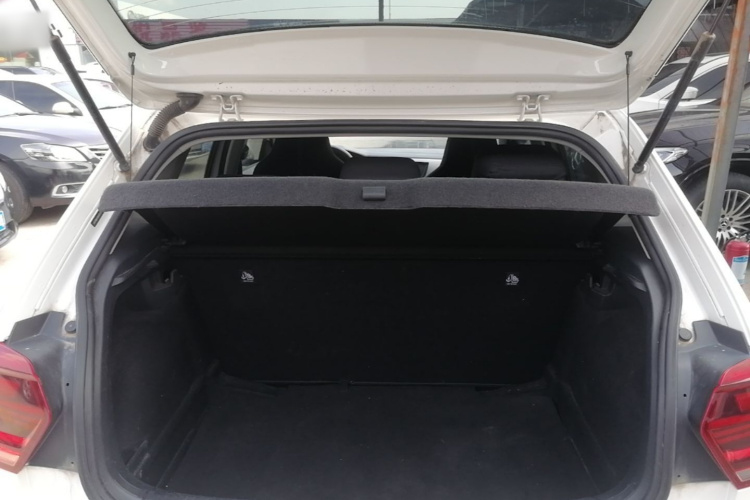Volkswagen Polo 2019 #19 Volkswagen Polo 2019 car image #19