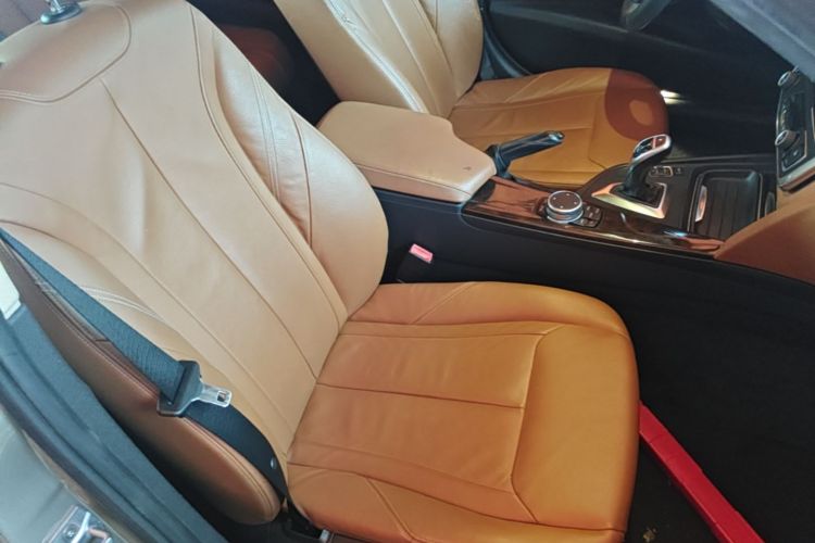 BMW 3 Series 2015 car image #24