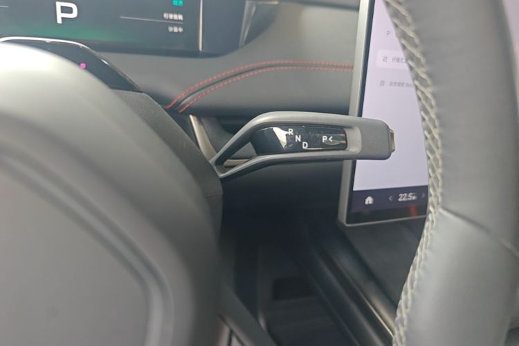 MI SU7 2024 car image #14