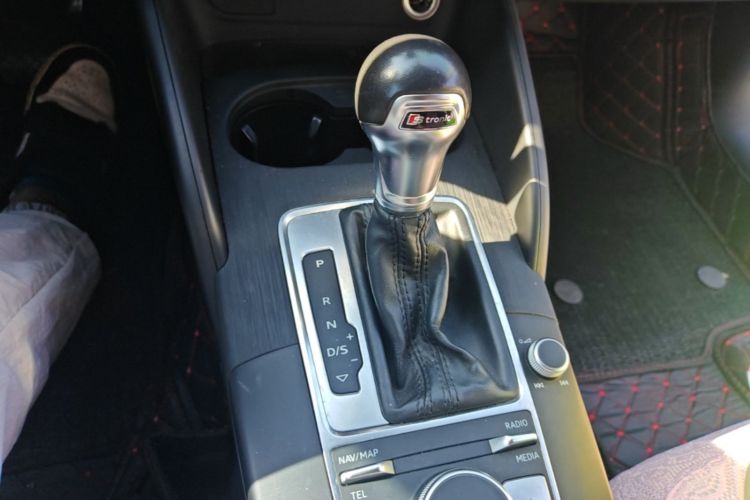 Audi A3 2019 imagen de coche #14
