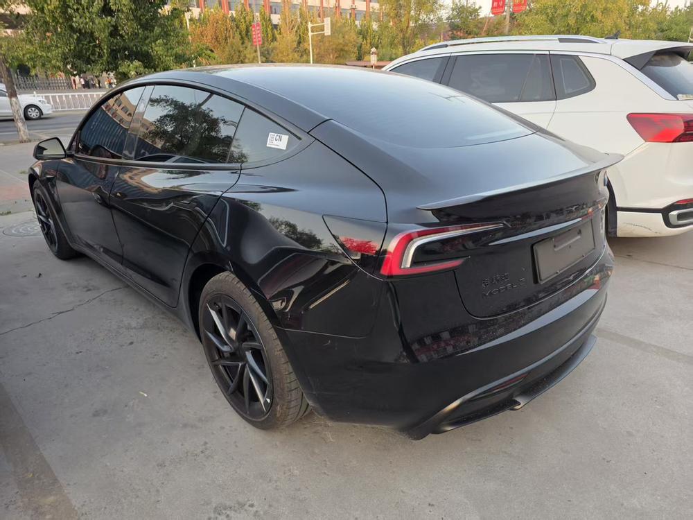 Tesla Model 3 2026 #3 Tesla Model 3 2026 صورة سيارة #3