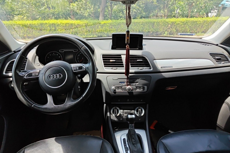 Audi Q3 2015 #7 Audi Q3 2015 car image #7