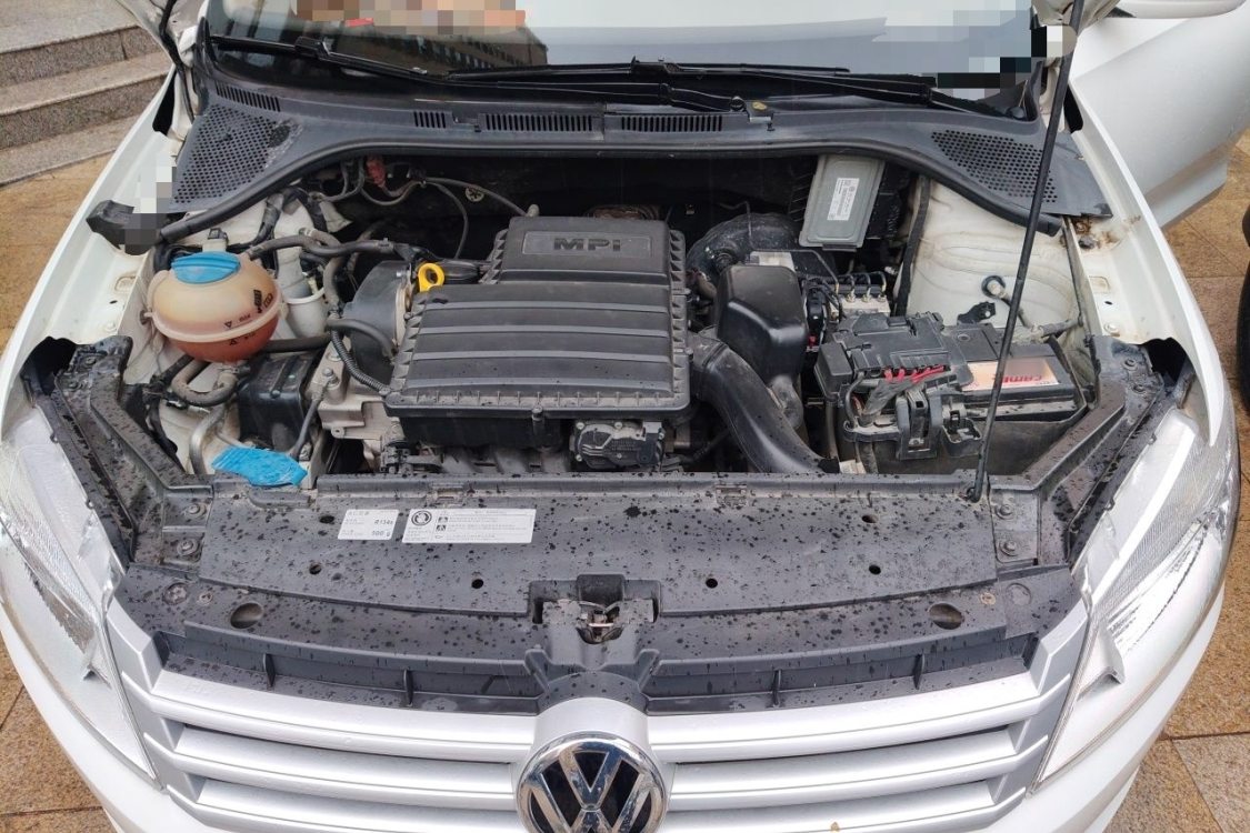 Volkswagen Santana 2015 car image #10