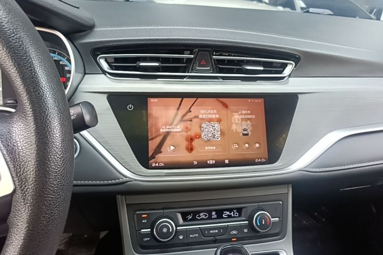GEELY Emgrand 2022 #13 GEELY Emgrand 2022 car image #13