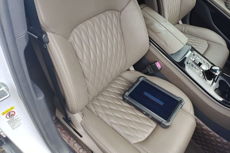 BYD Han 2022 car image #22