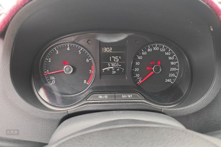 Volkswagen Polo 2016 imagen de coche #13