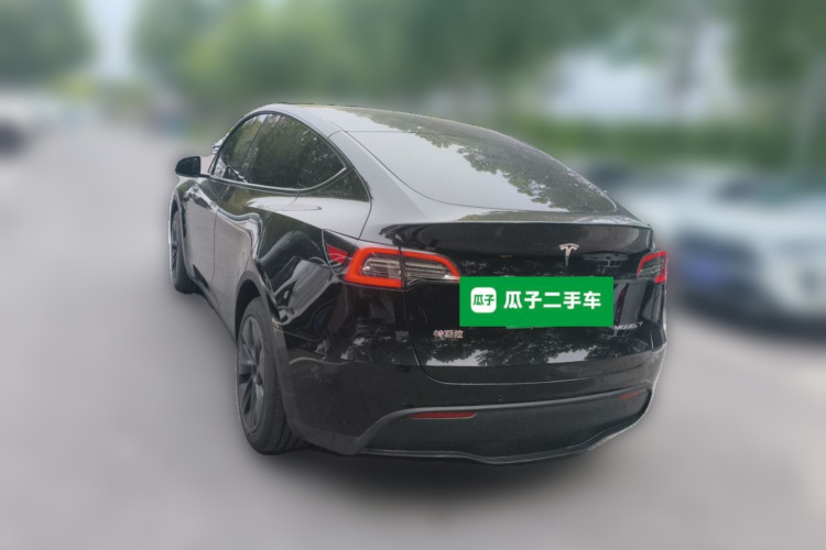 Tesla Model Y 2024 #4 Tesla Model Y 2024 immagine di auto #4