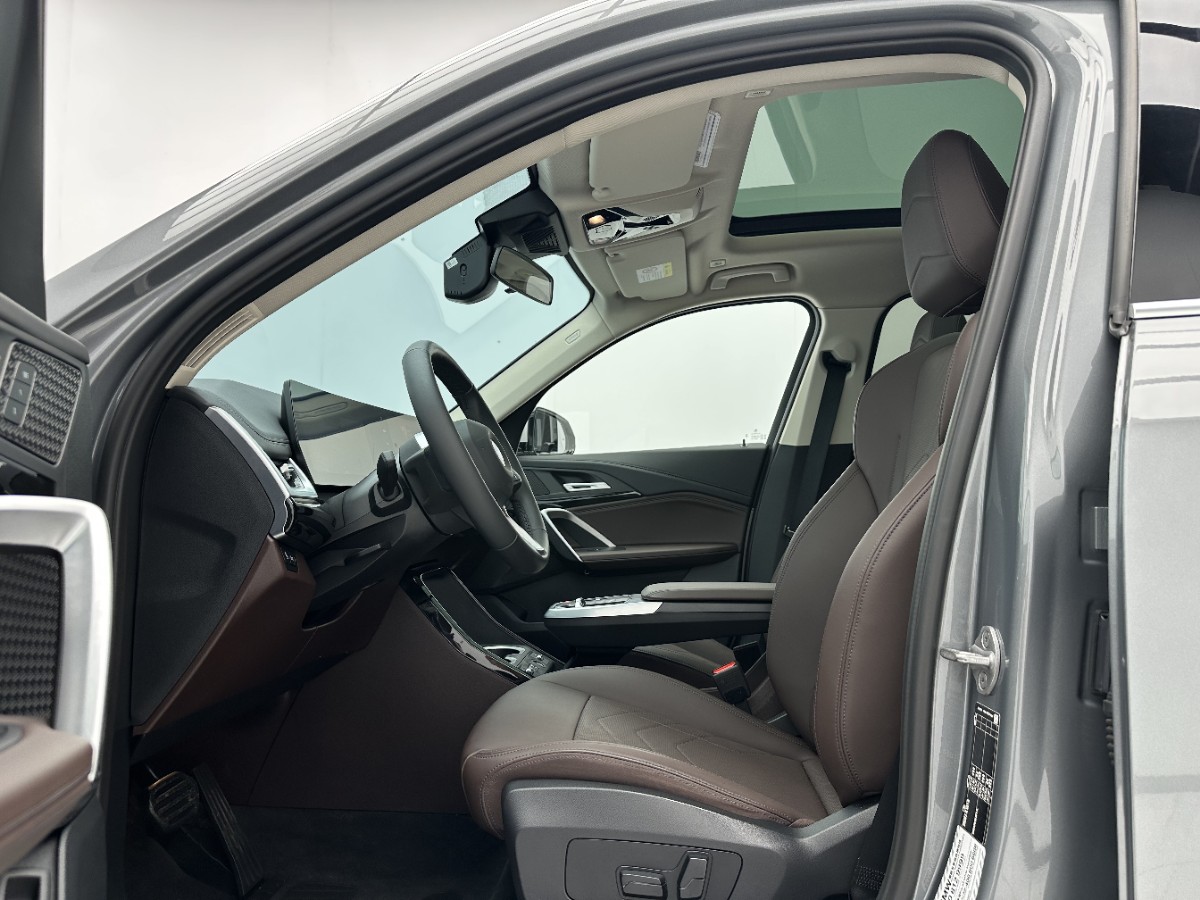 BMW X1 2023 car image #5
