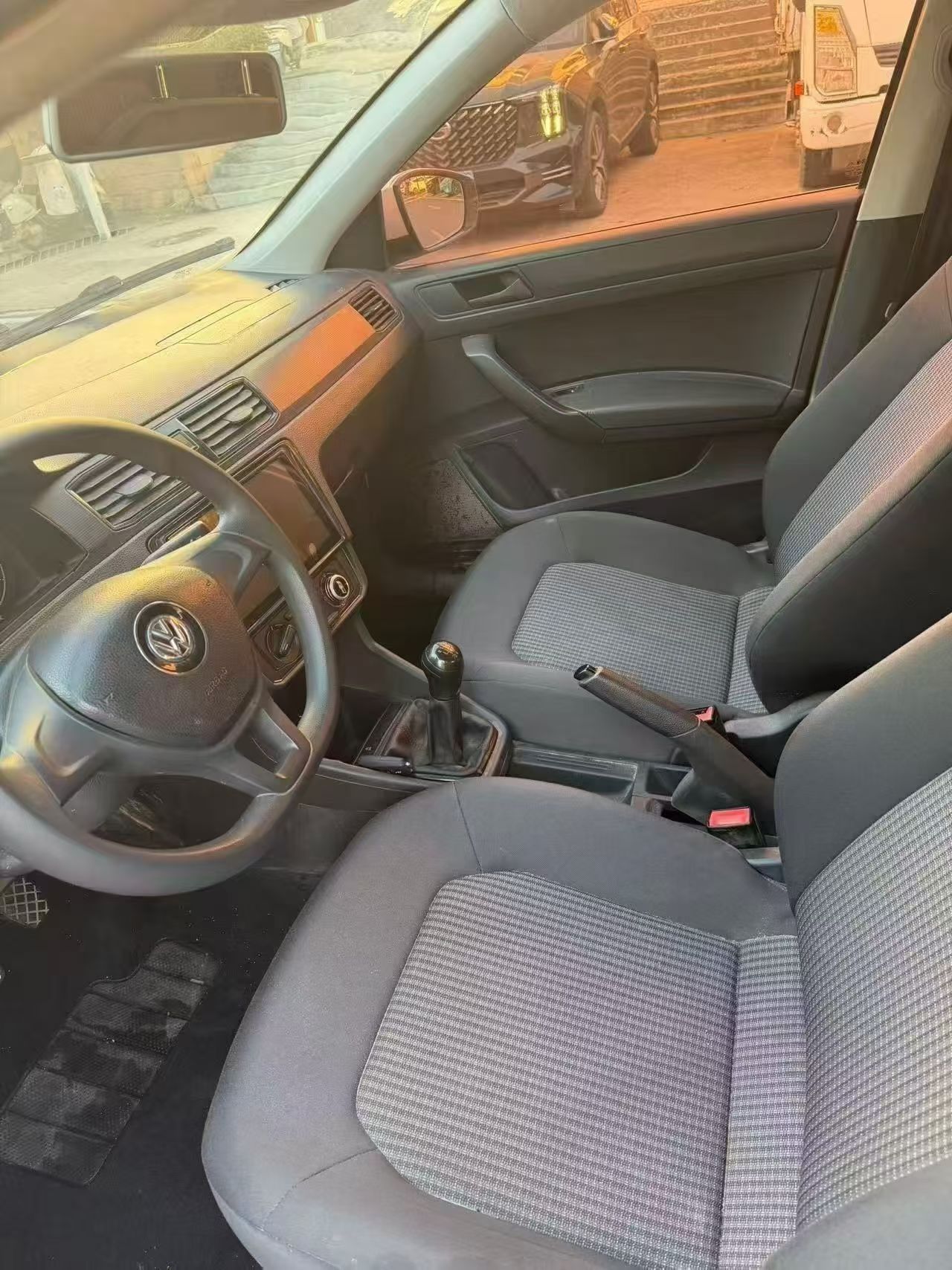 Volkswagen Santana 2018 car image #4