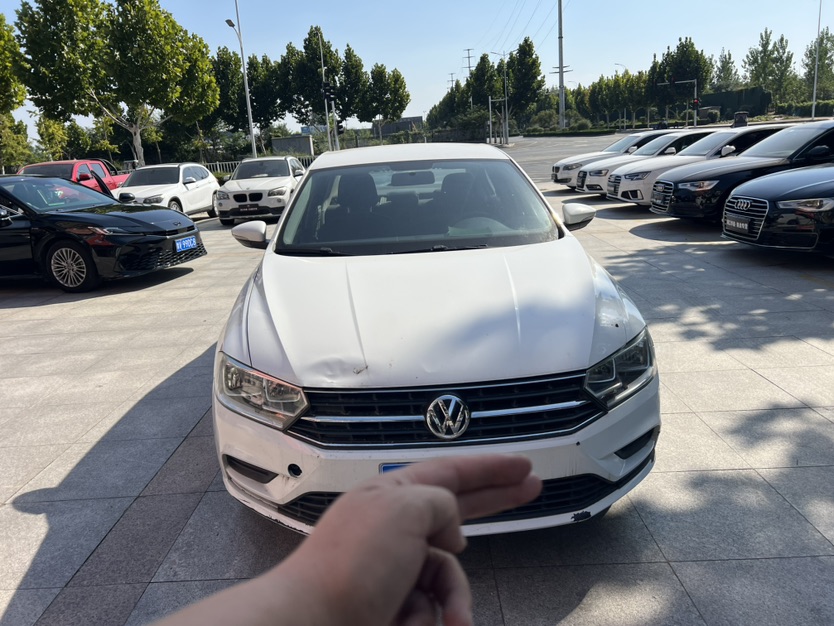 Volkswagen Bora 2018 car image 