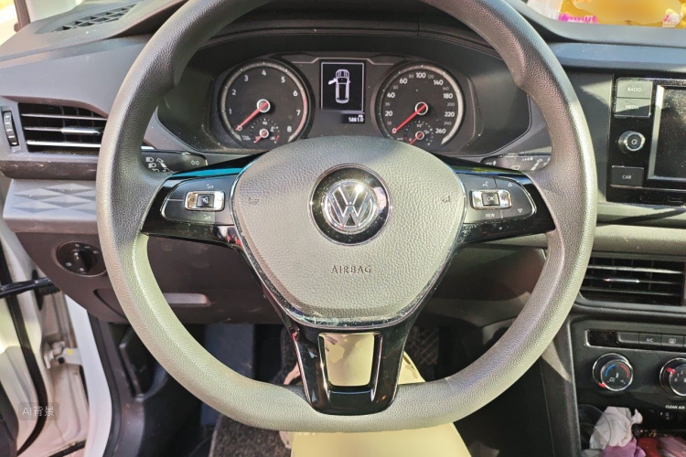 Volkswagen Tharu 2020 #12 Volkswagen Tharu 2020 car image #12
