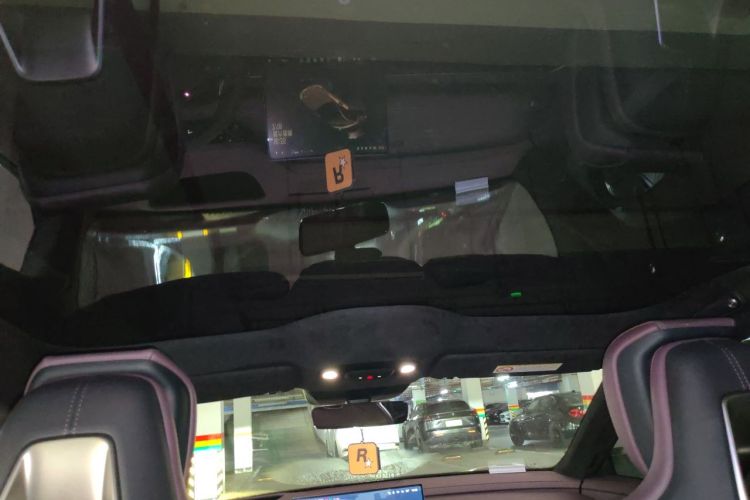 MI SU7 2024 immagine di auto #20