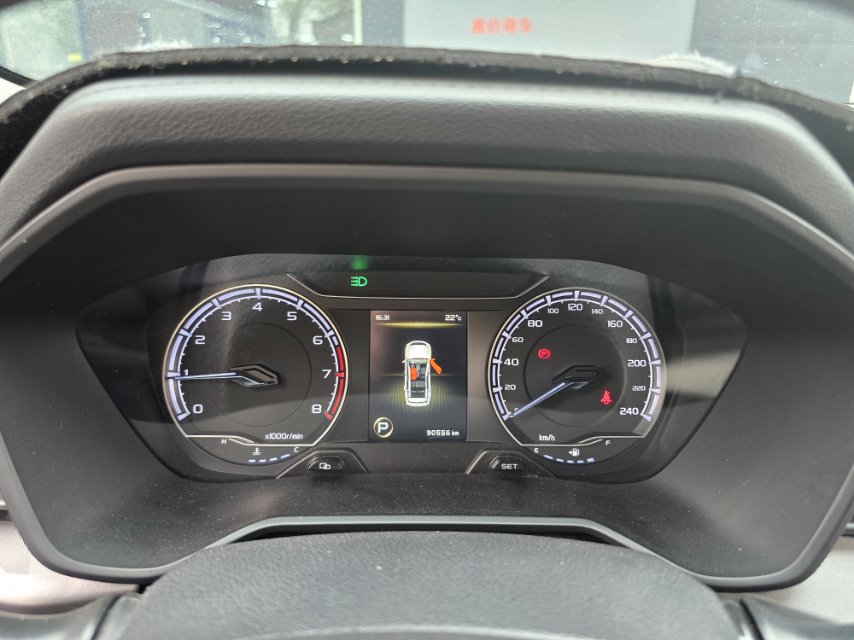 GEELY Vision X6 2022 صورة سيارة #6