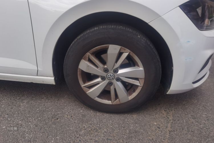Volkswagen Polo 2021 car image #9
