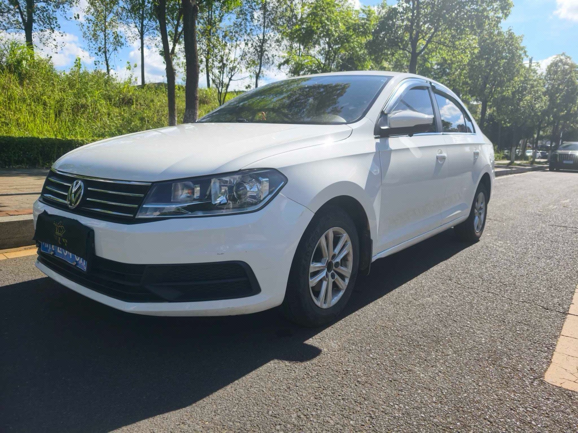 Volkswagen Santana 2019 car image 