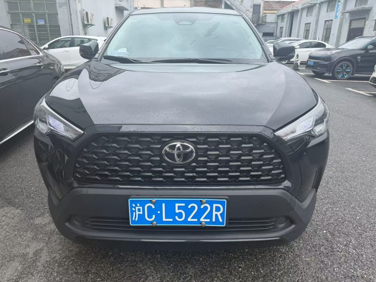 Toyota Corolla Cross 2025 car image #2