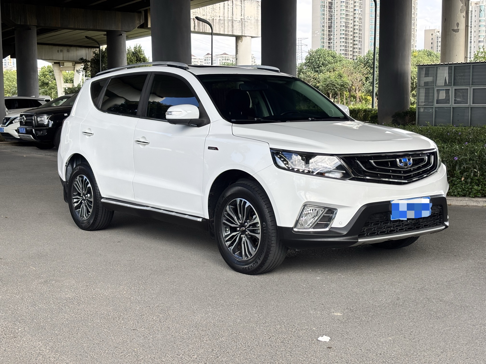 GEELY Vision X6 2016 car image #5