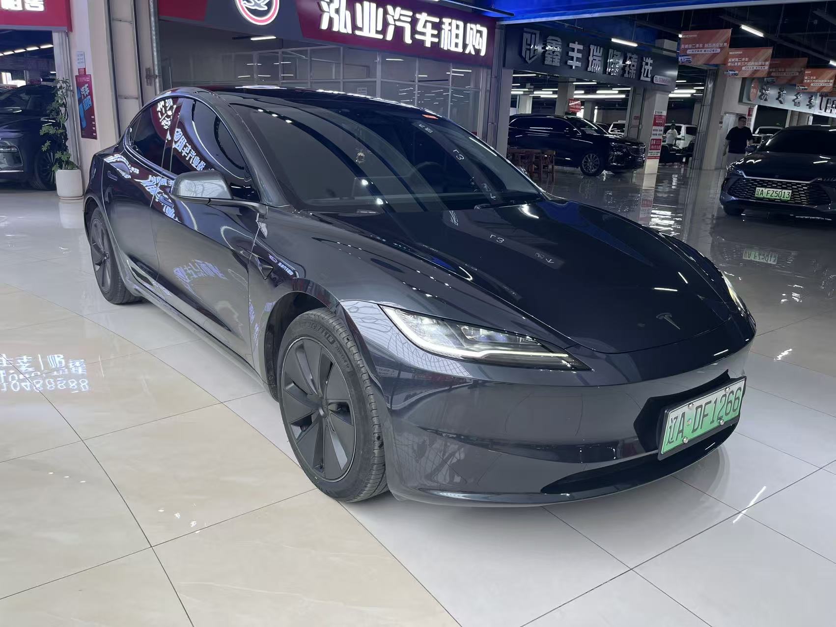 Tesla Model 3 2024 #3 Tesla Model 3 2024 car image #3