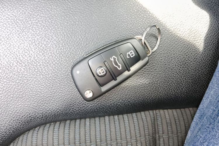 Audi A3 2019 car image #9