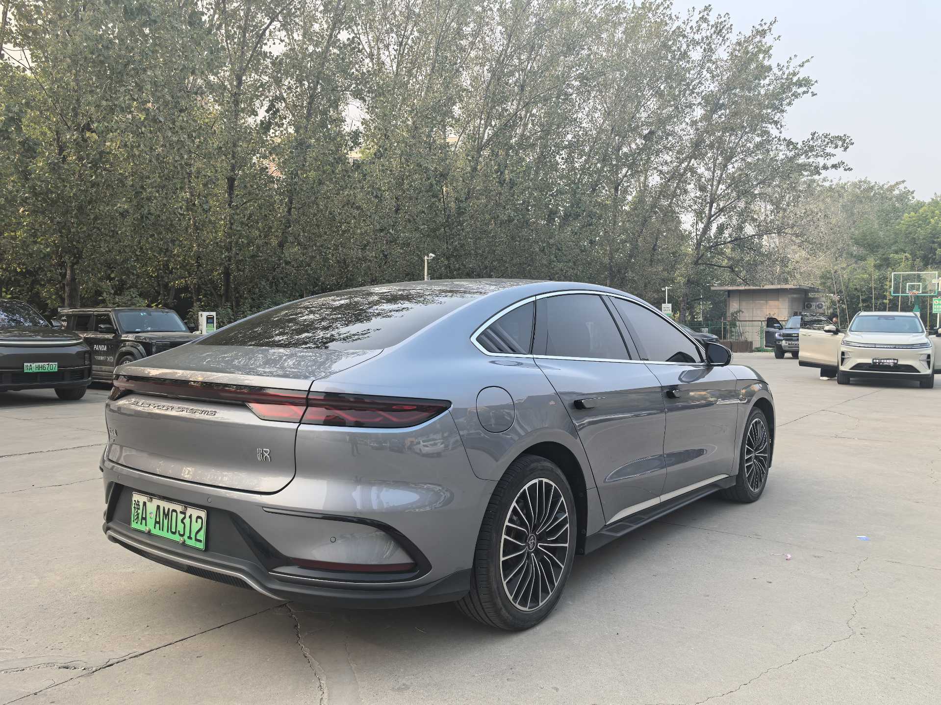 BYD Han 2023 صورة سيارة #9