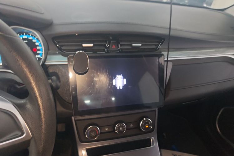 GEELY Emgrand 2020 #13 GEELY Emgrand 2020 car image #13