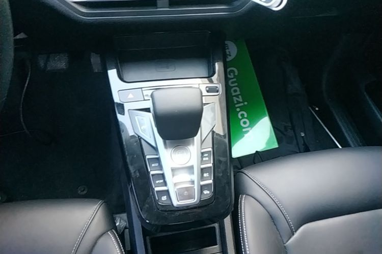 BYD Yuan New Energy 2020 car image #14