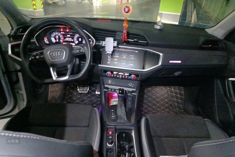 Audi Q3 2021 #11 Audi Q3 2021 car image #11