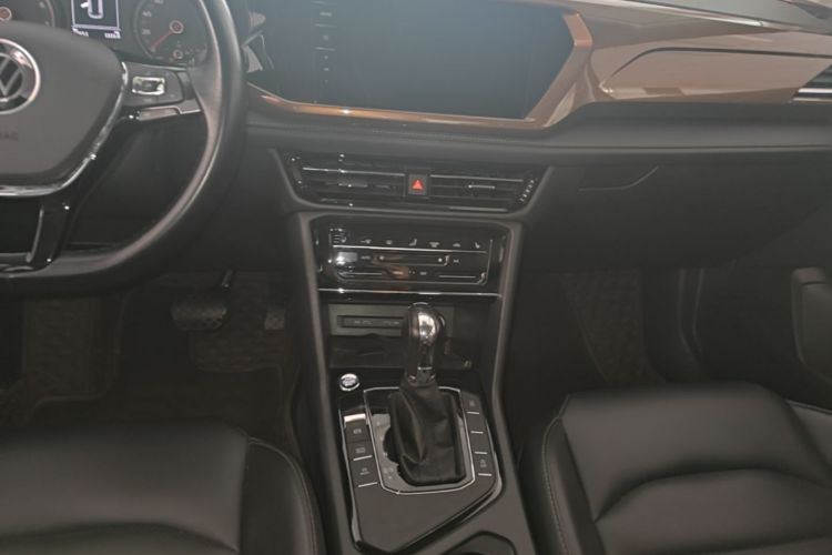 Volkswagen Tharu 2022 #10 Volkswagen Tharu 2022 car image #10