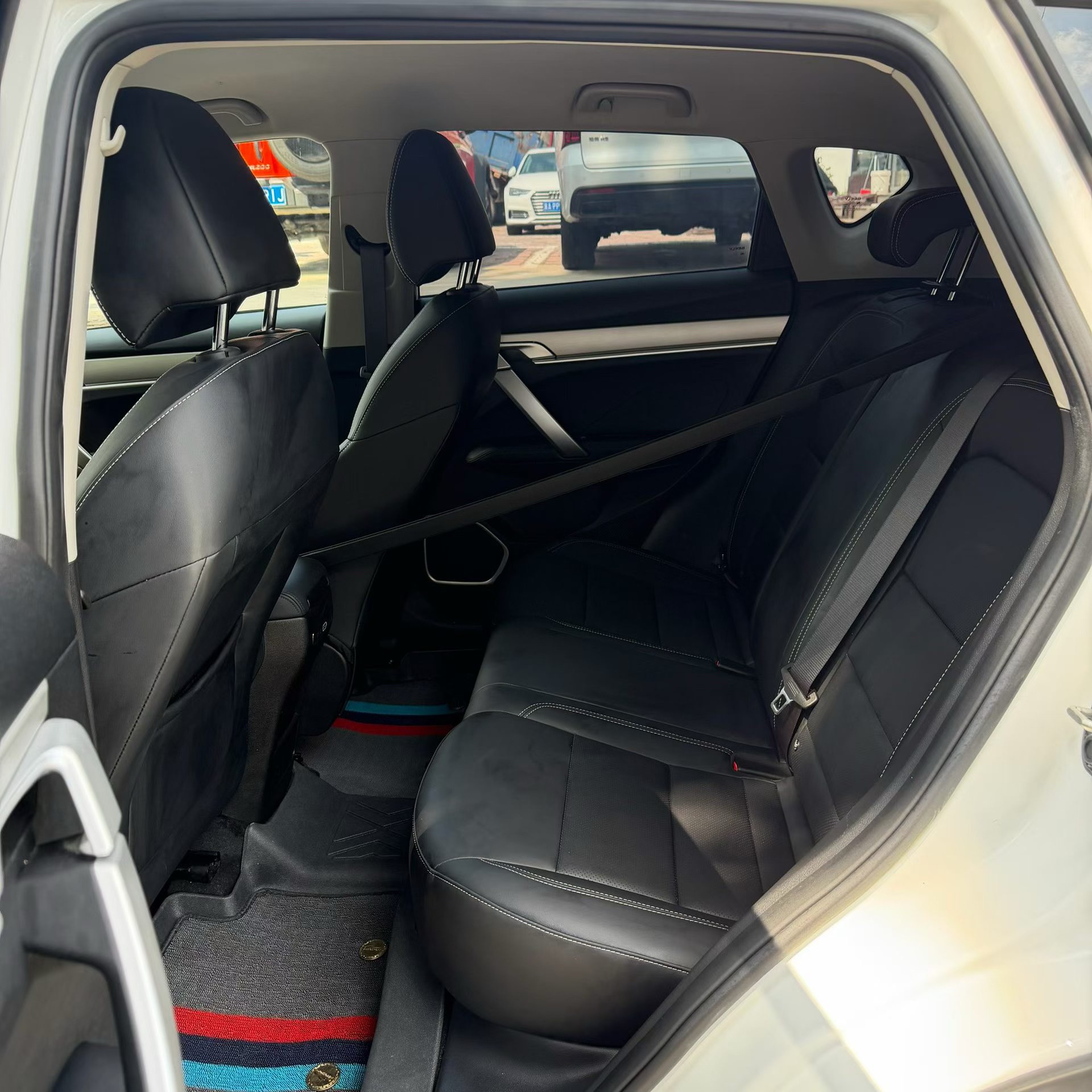 GEELY Coolray 2025 #3 GEELY Coolray 2025 immagine di auto #3