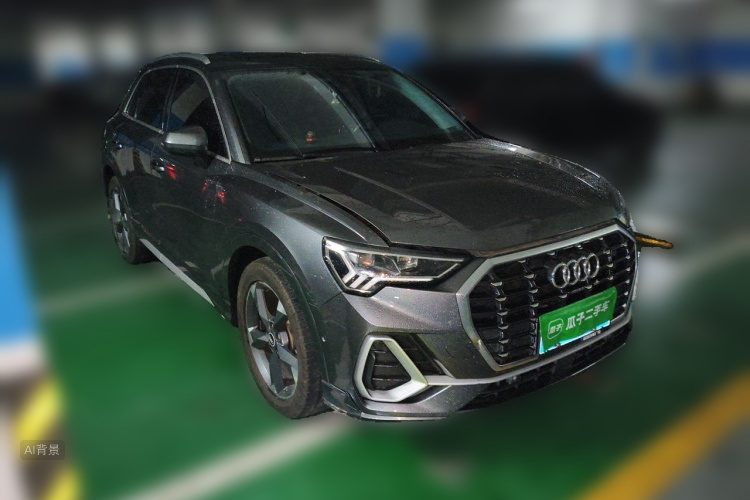 Audi Q3 2021 car image #4