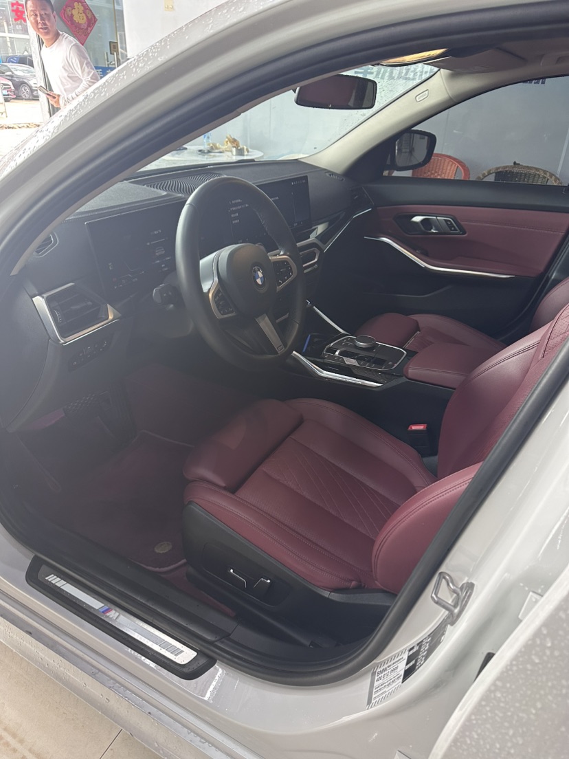 BMW 3 Series 2024 car image #2