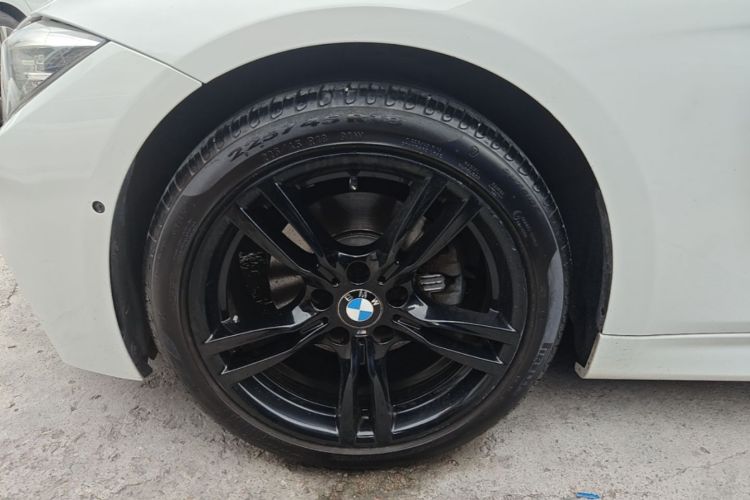 BMW 3 Series 2019 #9 BMW 3 Series 2019 car image #9