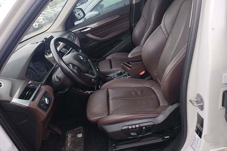 BMW X1 2019 car image #19
