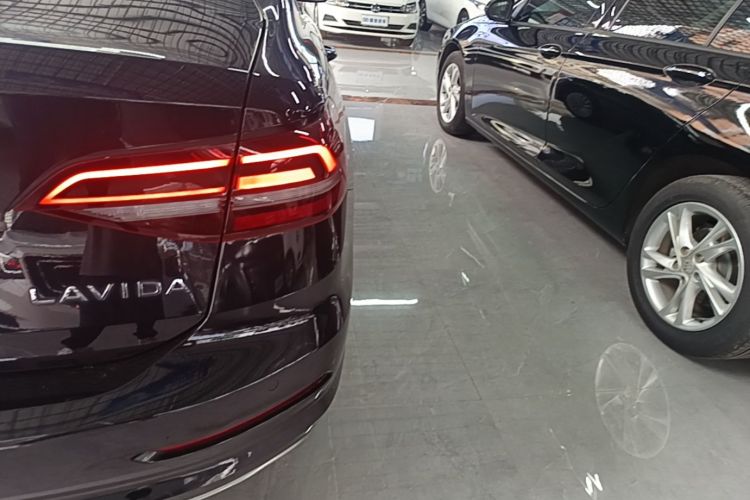 Volkswagen Lavida 2021 car image #8