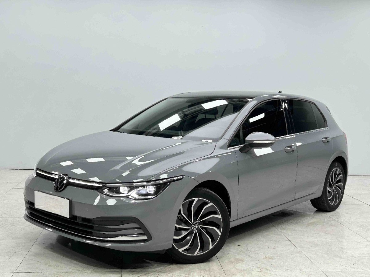 Volkswagen Golf 2023 car image 
