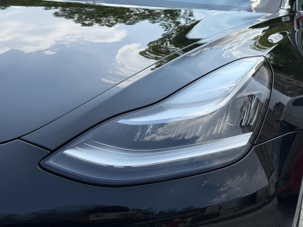 Tesla Model 3 (Imported) 2019 car image #9