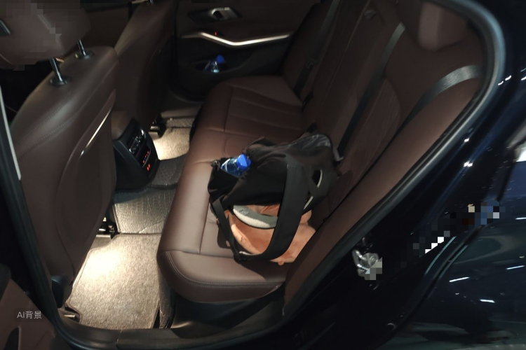 BMW 3 Series 2023 car image #19