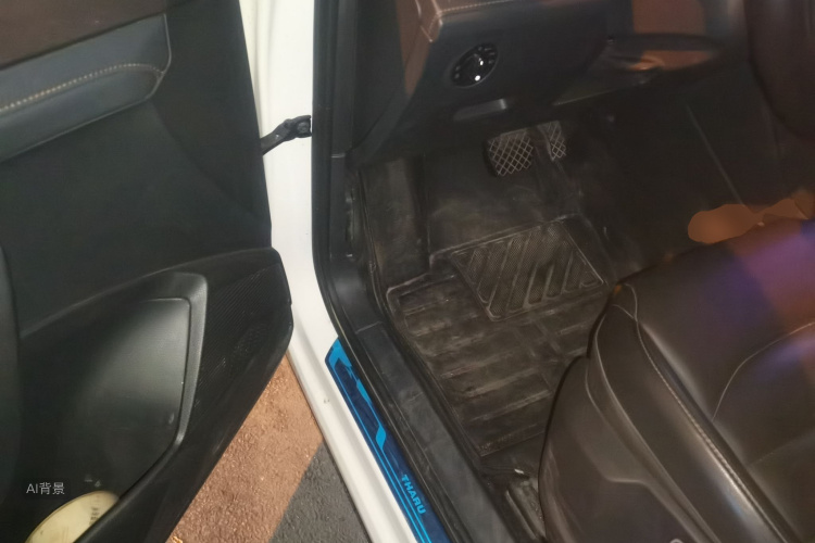 2020 #18 2020 immagine di auto #18